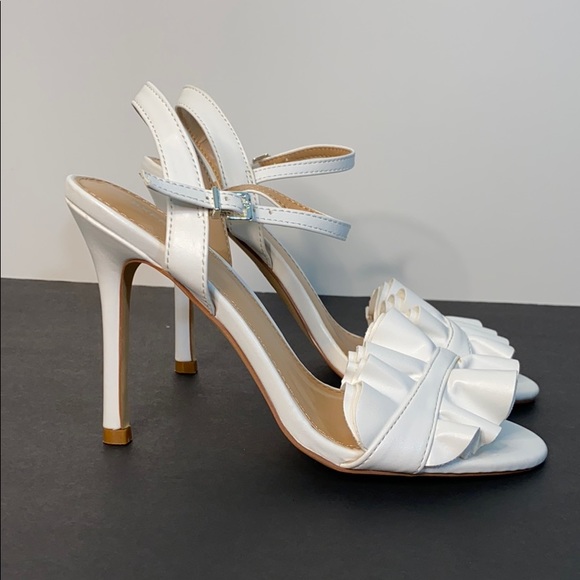 Express Shoes - EXPRESS HEELS SIZE 8 NWOT